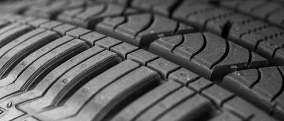 Daventry — tread close-up