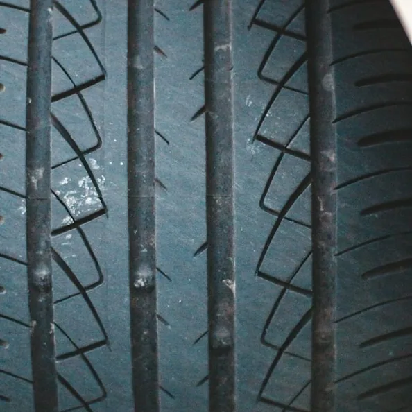 a tyre tread, close, no brand lettering